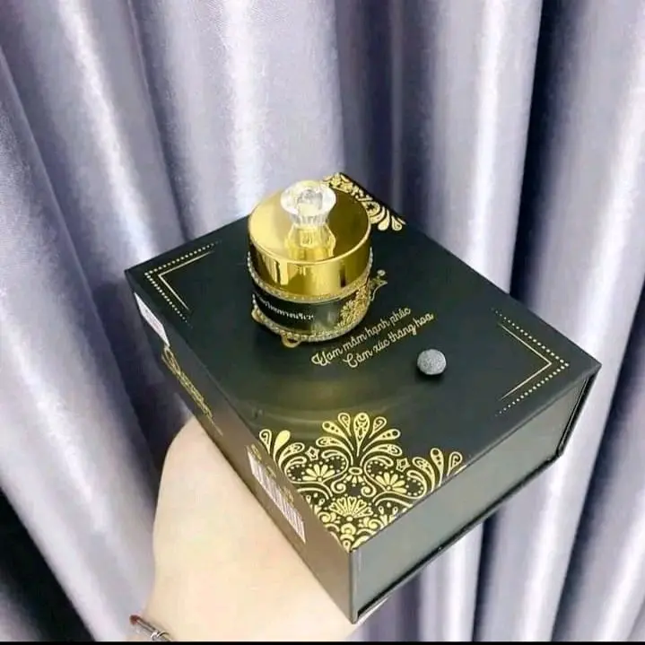Hạt Ngọc Dạng Viên - Hỗ Trợ Làm Sạch - Dưỡng Ẩm Dành Cho Nữ - Lọ 10 Viên