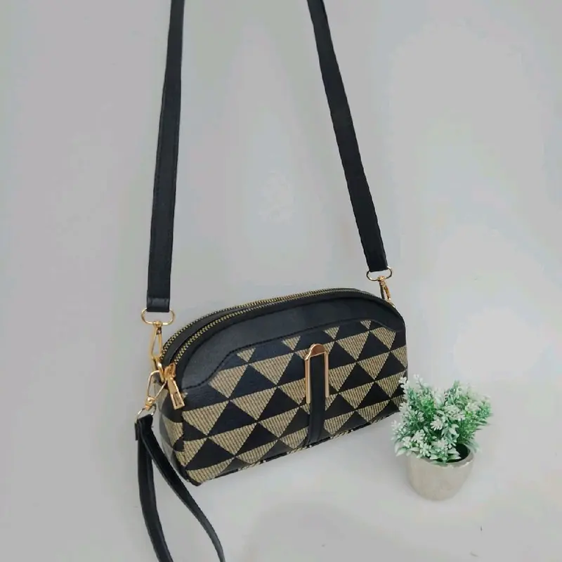 TAS SELEMPANG WANITA LUCHIA KOREAN STYLE TRENDY 2 RESLETING 1