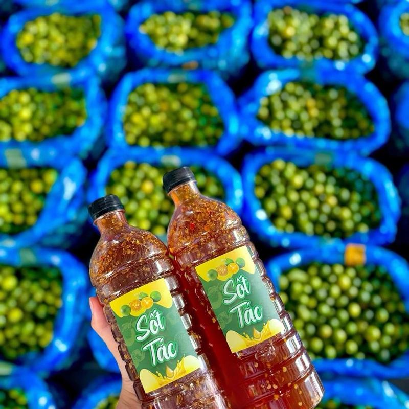 Chai 1 lít sốt tắc chấm bánh tráng vị cực cuốn ( chai 1 lít )