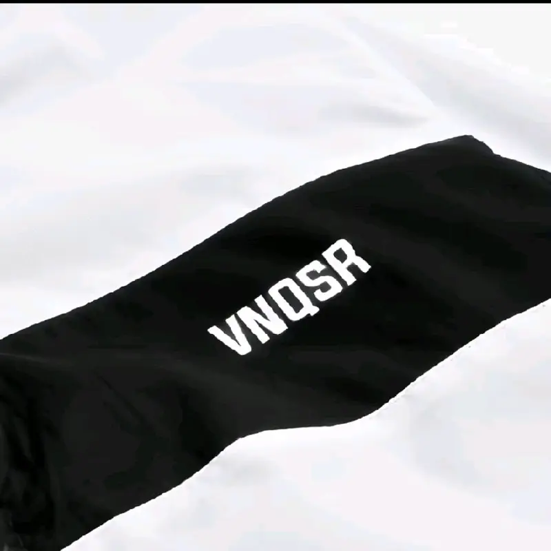 Jaket Vintage Tracktop Pria Wanita Putih Hitam Winbreakers Waterproof 1
