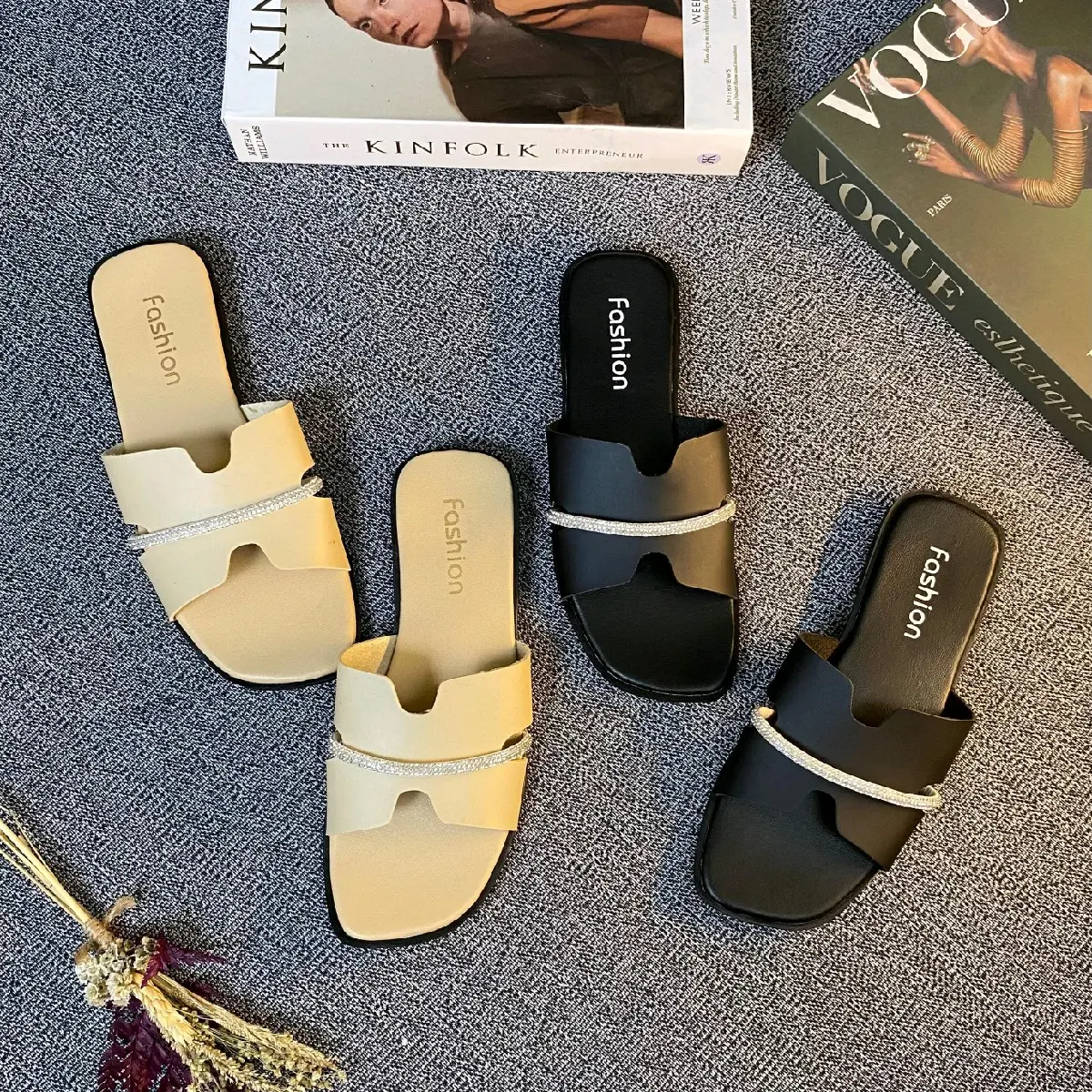 Sandal Wanita Slop Kekinian Terbaru Simple Mewah Elegan Style Sendal Cewek Ukuran 37 sampai 40