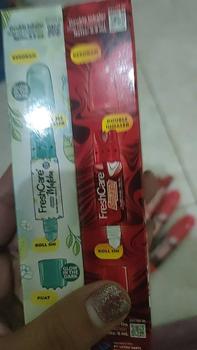Product Review of Paket 4 FreshCare (2 FC Smash + 2 FC Smash Matcha) Free 1 lanyard from u**9 1