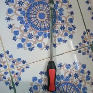 CASTA Tuas Ban Motor Mobil Baja Merah Anti Karat Profesional - Alat Pengubah Ban Otomatis Linggis Multifungsi Tugas Berat, Desain Melengkung Aman untuk Pelek Velg, Pegangan Nyaman Bongkar Pasang Ban Sepeda Traktor Rumput dan Kendaraan Lain