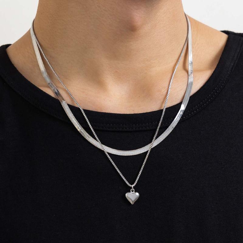 TikTok Shop: [High-end design] Retro snake bone necklace set niche hip-hop  design peach heart fashion simple atmosphere unisex personality trend  all-match daily gift