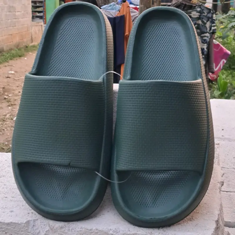 sandal slop karet pria wanita anak casual 4
