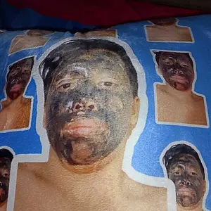 Bantal Foto Custom Wajah - Kain Bulu Halus Yelvo atau Kain Katun Polimicro - Souvenir Hadiah Custom