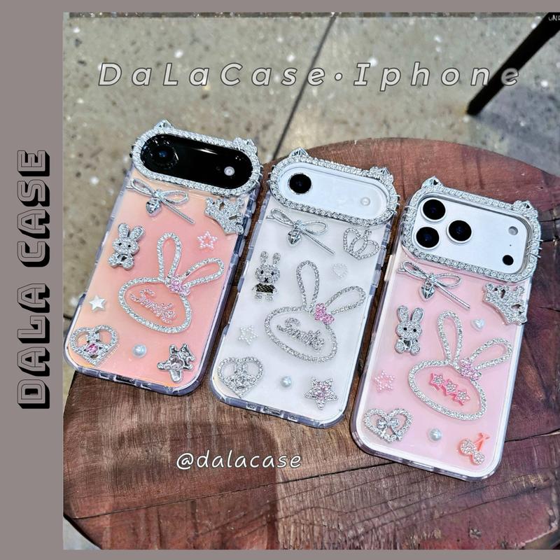 Ốp Lưng Pha Lê - Crystal Glow Đổi Màu Theo Tone Máy Camera Kitty Charm Thỏ Đá Nơ Bạc Smile