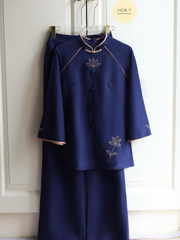 DL158 XANH NAVY  (Họa Y Pháp Phục) bộ Đồ Lam Đi Chùa,  Phật Tử Nữ,  size S M L XL  XXL, set trang phục truyền thống, chất lụa tuyết Women hoa sen trung niên