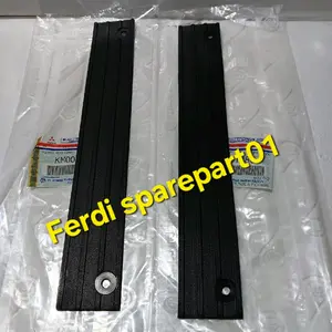Karet lampu depan MITSUBISHI RAGASA PS100 PS120 PS135 SATU SET KANAN KIRI original MITSUBISHI