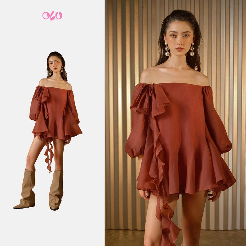 Đầm ngắn trễ vai tay dài phối nơ bèo nhún quyến rũ Ariella phù hợp tiệc tối tiệc cưới OLV