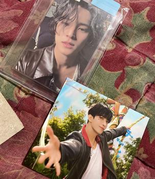 Product Review of SEVENTEEN MINGYU KIM MINGYU PHOTOCARDS PC from r**✩ 0