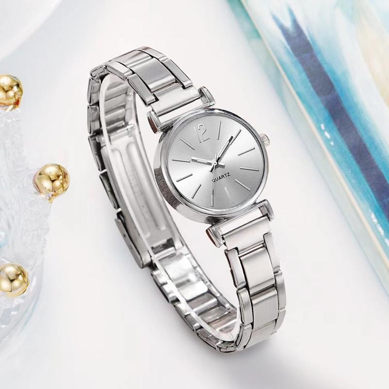 Product Introduction of 【READY STOCK】New Retro Fashion Watch Ladies' High-End Quartz Watch Elegant Round Disc Steel Band Watches Jam Tangan 26