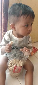 Product Review of Basreng Original Daun Jeruk 250gr from m**8 0