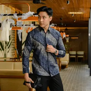 Batik Slimfit Pria Lengan Panjang Kemeja Premium Anak Muda Remaja Katun Halus Furing Motif Giyanta Denim