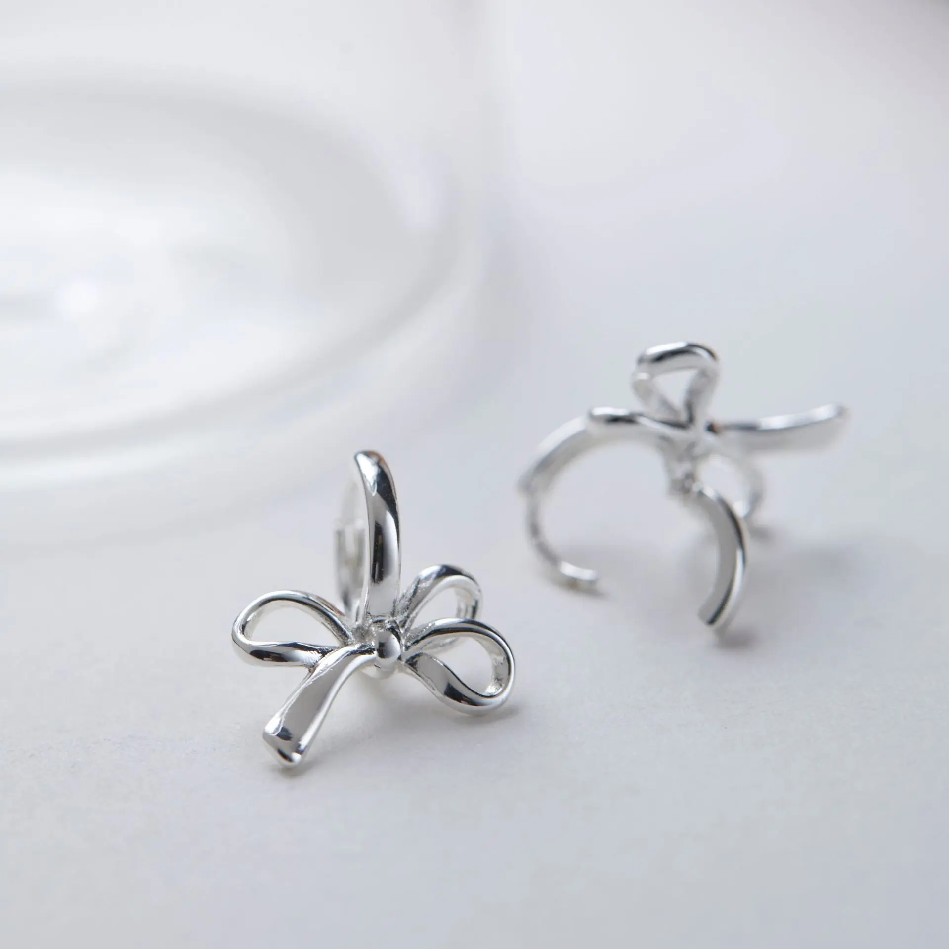Bow Clip On Earrings Sliver Ribbon Earrings  Non-pierced Earrings Gift for Girls