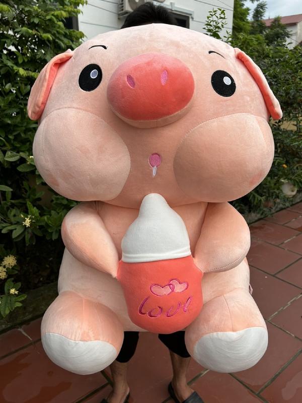  Gấu Bông Heo Ôm Bình Sữa Màu Hồng Siêu Xinh Size 80cm & 1m Chất Liệu Mềm Mịn An Toàn Dùng Làm Gối Ôm Quà Tặng Người Thân 