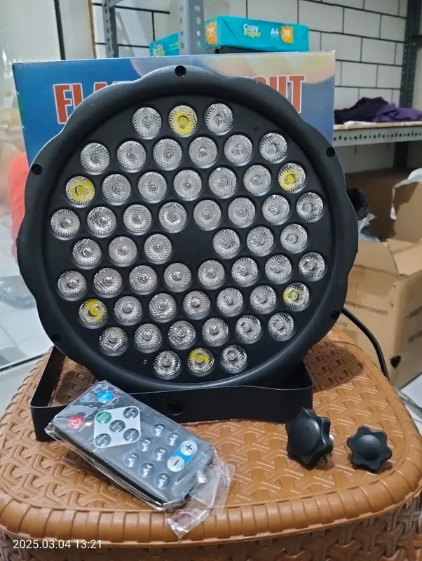 LAMPU LED SENSOR SUARA SOROT DISCO PAR  18LED/36LED ADA REMOT TINGGAL COLOK LISTRIK 8