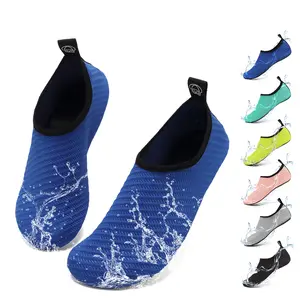 Sepatu air-sepatu khusus di atas air / sol karet anti selip, cepat kering, lembut, tahan aus / cocok untuk kegiatan di luar ruangan, taman air, pantai, yoga, fitnes / sangat cocok untuk penggemar renang, olahraga, dan memancing