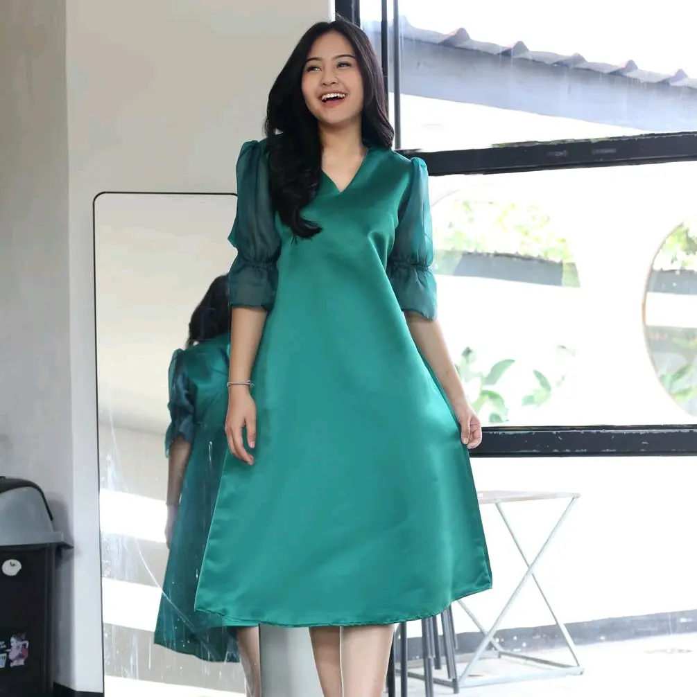 Dress Celsi Jumbo LD 130 Free BROSS || Dress Pesta Gratis Bross ||  Dress Gaun Formal Polos || Dress Kondangan || Dress Wanita || Dress Natal Gereja Elegan Mini Pendek Simple Hitam Mewah Casual Midi