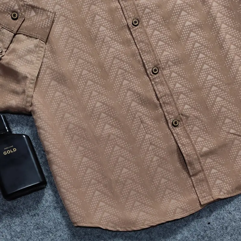 Kemeja Embos Sultan Lengan Panjang Pria Mocca Piramid Casual Slimfit 1
