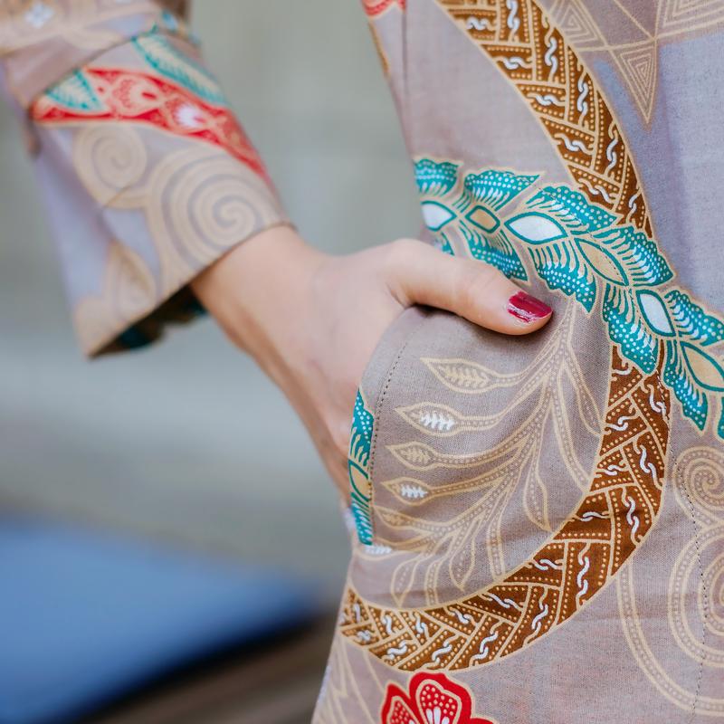 Product Introduction of Batik Trikot Tunik Batik Lapis Furing Model Lengan Panjang Kancing Aktif Motif Rinjani Warna Salem Atasan Batik Kerja Wanita Premium Bahan Katun BigSize/Jumbo 5