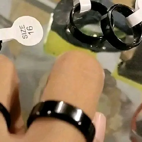 Cincin Couple Titanium Hitam Polos Tebal dan Slim Cowok Cewek Unisex 1