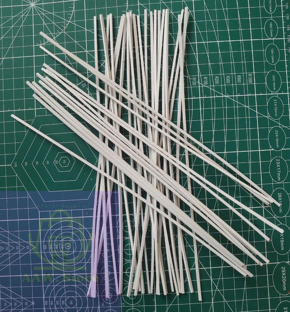 ( 10 Biji ) Lembaran Paralon PVC 2.5mm x 25cm Bukan Foam Board Bahan Miniatur ( 10 Biji ) Lembaran Paralon PVC 2.5mm x 25cm Bukan Foam Board Bahan Miniatur