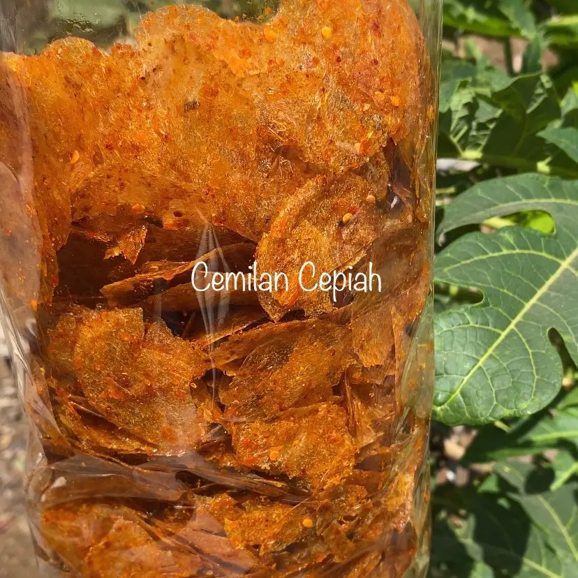 Keripik kaca pedas daun jeruk 500gram