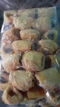 Product Review of Snackkings Kue Kering Nastar Lipat Selai nanas Original  manis Buah Manis Selai Kemasan Plastik Berat 500grm from I** /**y 0