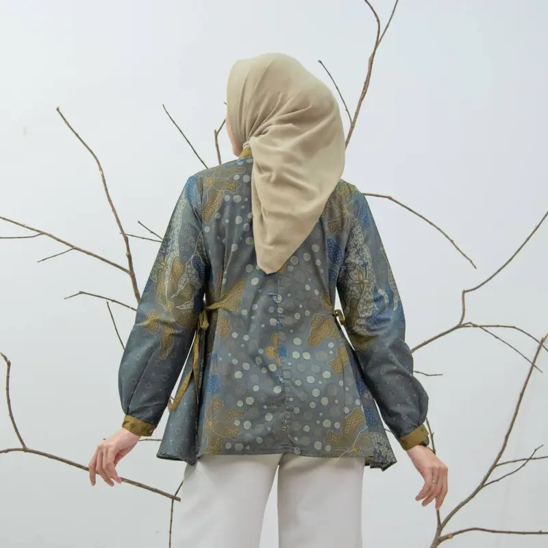 Baju Batik Wanita Lengan Panjang Motif Amanda Modern Monalisa Genes Blouse Bahan Katun Basic Asli Pekalongan 1