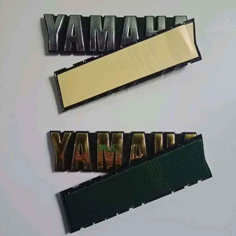 Emblem timbul akrilik 3D YAMAHA TANGKI RX KING Sepasang Crom Gold 0