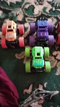 Product Review of WDS Zap Monster Mainan Mobil Jip anak Off Road 4 Drive Inertial Bigfoot 360 derajat from I**i 1