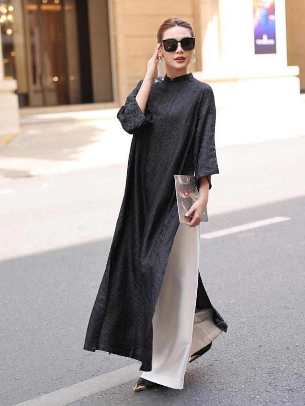 LYNA Fashion Áo Dài Cách Tân Gấm Đen Cổ 2.5 Phân Tay Rộng Dáng Suông Phù Hợp Nhiều Vóc Dáng Vải Gấm Mềm Mịn Thoáng Mát Màu Đen Sang Nhã Dễ Kết Hợp Phụ Kiện Size S-2XL