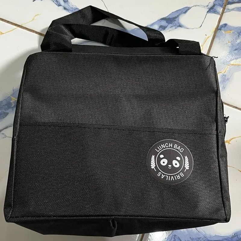 Hitam