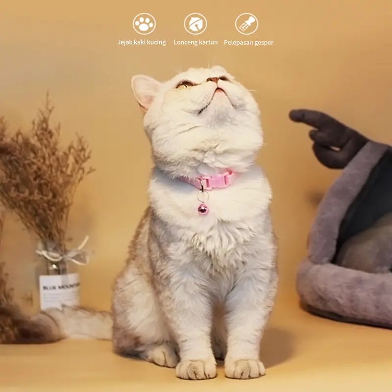 MEOWWOW Kalung Lonceng Hewan / Tali Leher Anjing Motif Tapak Kaki Adjustable / Kalung Kucing Anjing Reflektif Lonceng Pet Cat Collar Aksesori Hewan 1