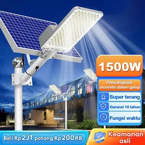 Lampu jalan tenaga matahari otomatis Lampu sorot baterai surya lampu led lampu luar ruangan super terang 1500W tersedia sepanjang tahun 0 tagihan listrik Dengan lampu indikator baterai Besi Solar lampu cas tahan 24 jam lampu tenaga surya otomatis