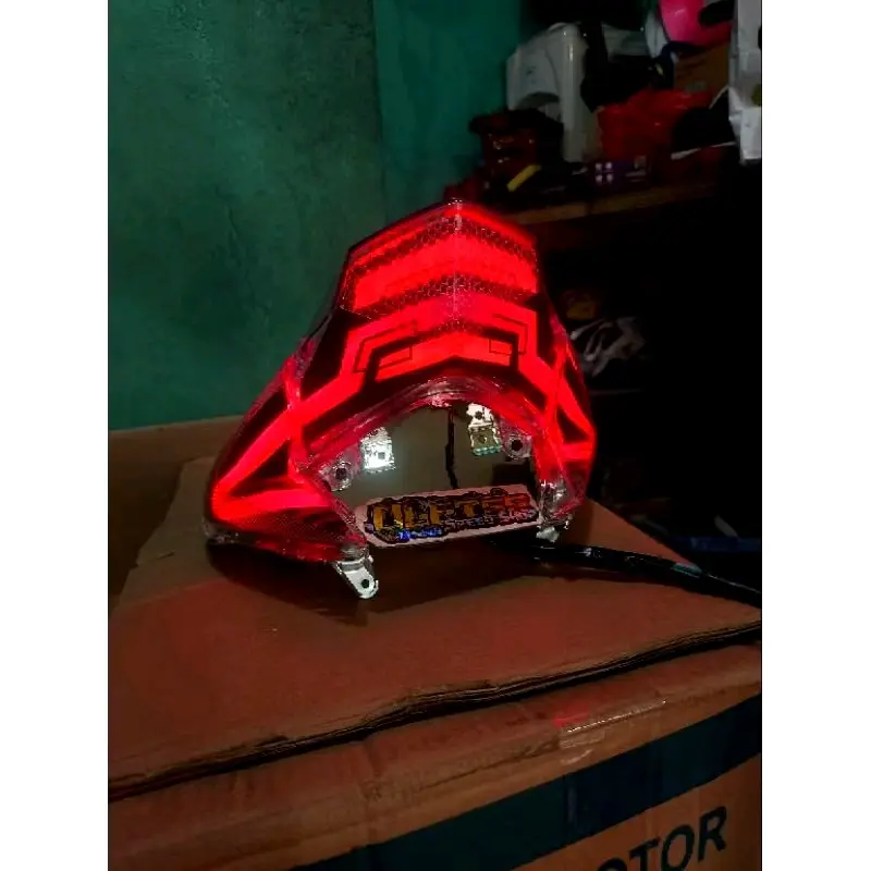 STOPLAMP HONDA VARIO 125 OLD BOHLAM CUTOM LAZY LIGHT SEIN RUNING TINGGAL COLOK STOPLAMP VARIO 125 TECHNO WELCOME RUNNING 0