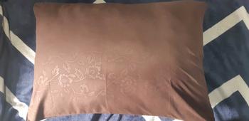 Product Review of sarung bantal jumbo uk 50x70 pakai resleting katun halus from R**A 1