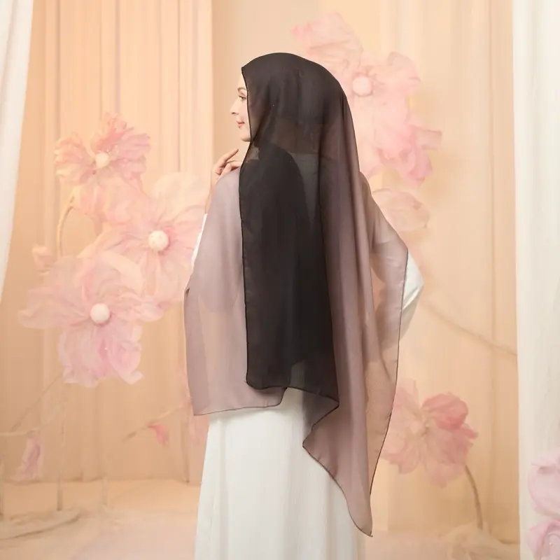 Gradient black purple