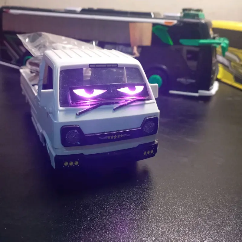 Strobo mata bus miniatur plastik 4