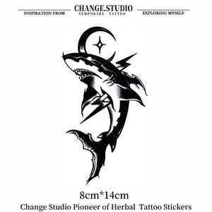 รอยสักชั่วคราว ดีไซน์รอยสักฉลาม ติดทนนาน 15 วัน กันน้ำและทนต่อการสึกหรอ รวมสติกเกอร์รอยสัก