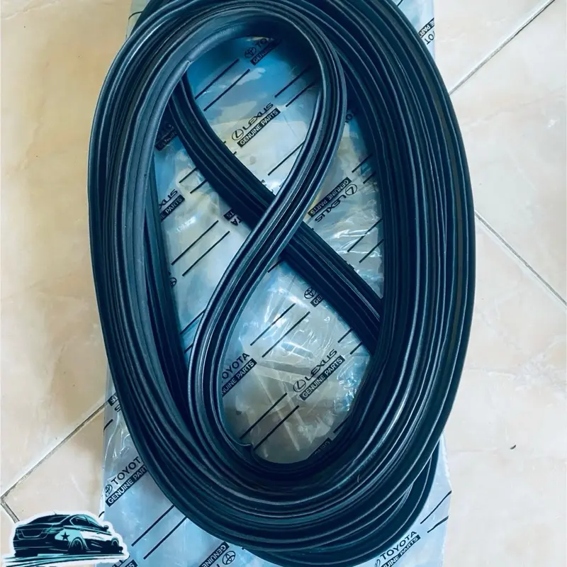 ￼Karet balon peredam pintu bagasi belakang Avanza Xenia 2004-2011 original 100%