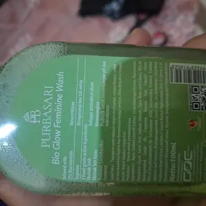 Purbasari Bio Glow Feminine Wash / Sabun Pembersih Kewanitaan