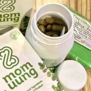 Mom Uung ASI Booster 60 Kapsul - ASI 2,6x Lebih Deras dan Berkualitas - Pelancar ASI Fenugreek Free