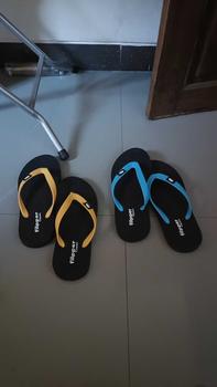 Product Review of Beli 1 Gratis 1 Sandal Jepit Filpper Fipper Flipper Pria Dan Wanita Kasual Karet buy from R**a 0