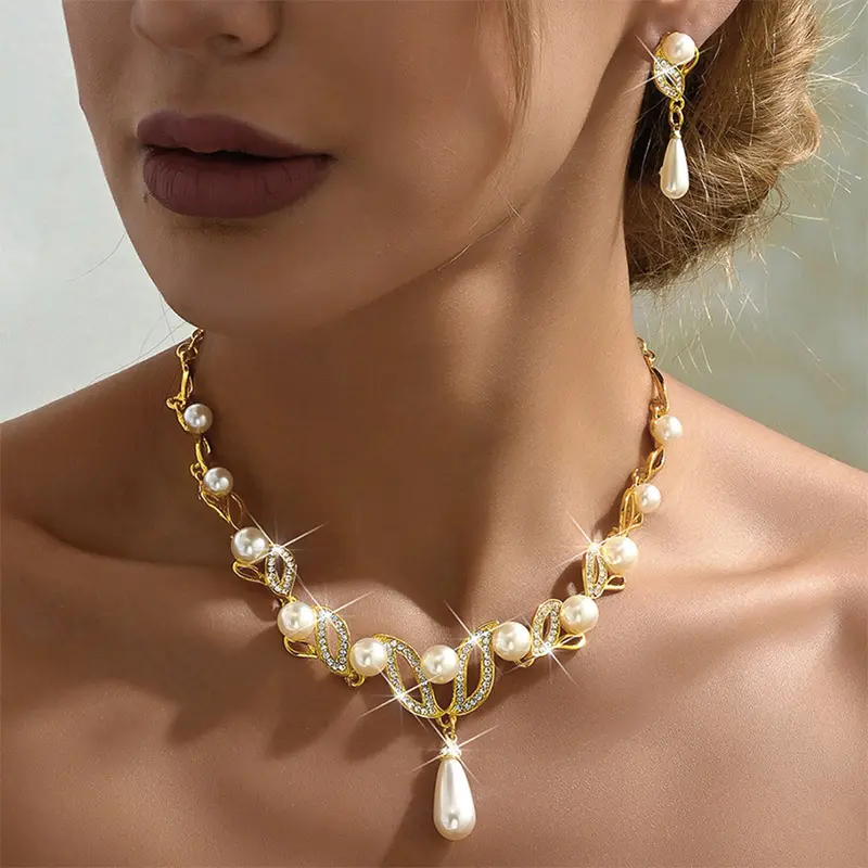 18K Emas Kalung Mutiara dan Anting-Anting Set Perhiasan Wanita Pengantin untuk Pesta Pernikahan 0