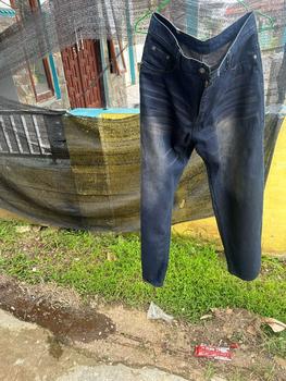 Product Review of Celana Skena Loose Gombrang Korean Stile Jeans Denim Premium Unisex Distro - Kualitas Premium - Panjang, Nyaman from r**5 2
