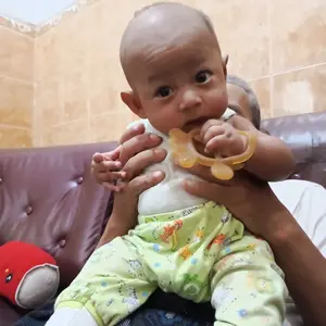 WEISON  - TEETHER BAYI GELANG BPA FREE H658 MAINAN GIGITAN BAYI SILIKON