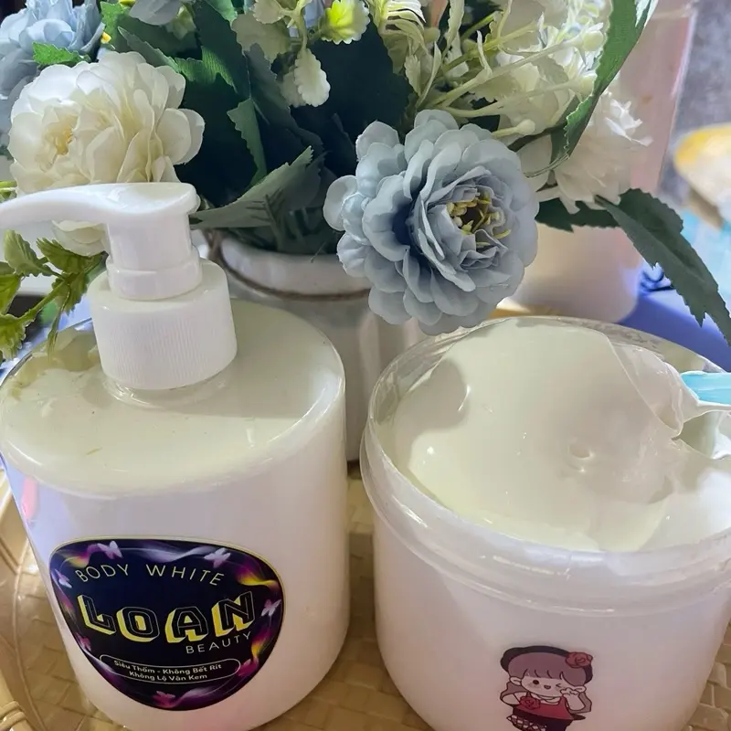 450g  Kem BODY WHITE kích trắng cho da vàng, ngăm đen chai lì cấp ẩm da khô.  Dưỡng Ẩm Da
