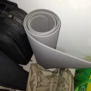 TRAILTOP Matras Yoga TPE Tebal 8mm dengan Garisan Penyelarasan Postur 2 Warna Anti Selip untuk Pemula hingga Pecinta Yoga